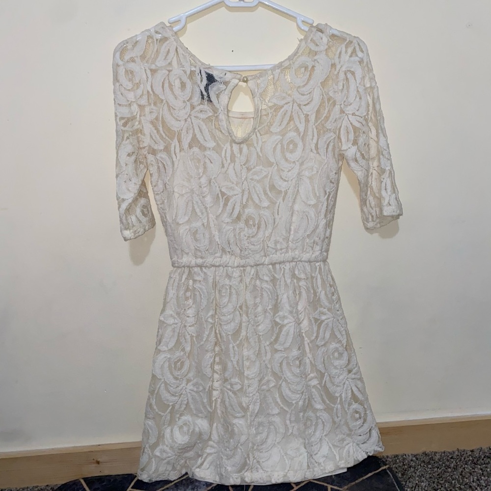 Dress - Picture 3 of 5